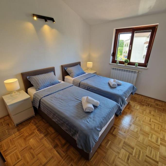 Villa Castanea - Kuca Za Odmor S Bazenom Kukci Kültér fotó