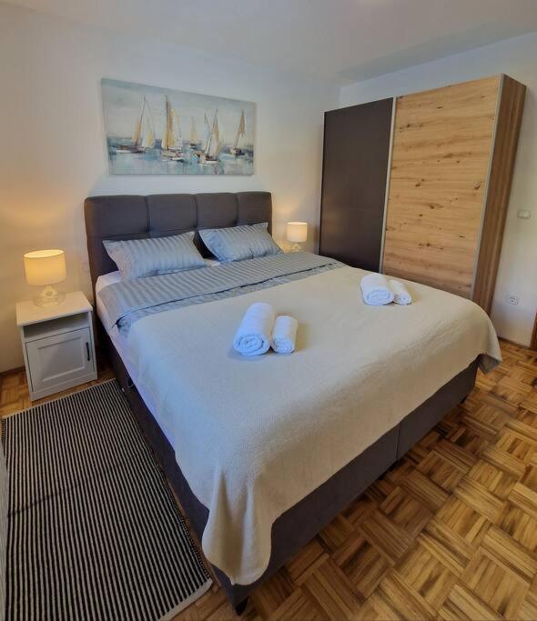 Villa Castanea - Kuca Za Odmor S Bazenom Kukci Kültér fotó