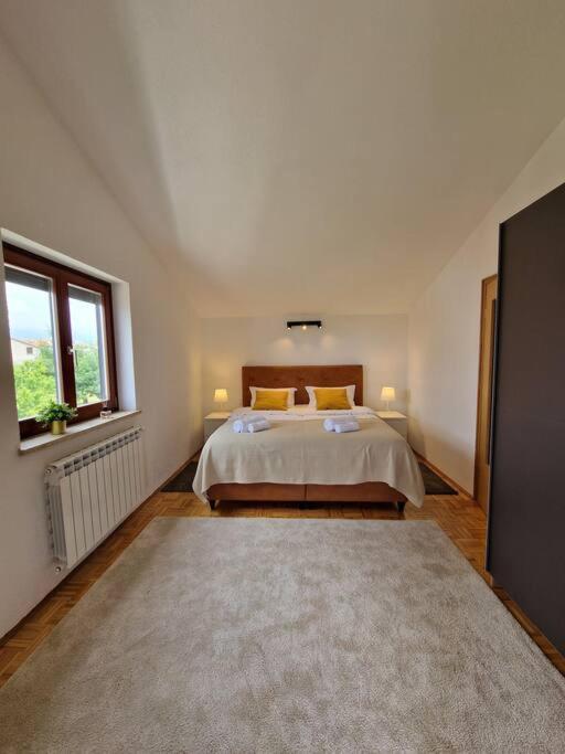 Villa Castanea - Kuca Za Odmor S Bazenom Kukci Kültér fotó